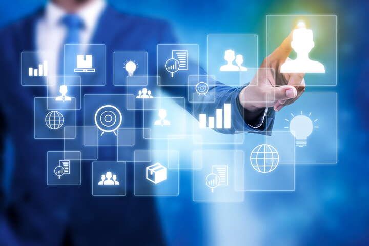 聚苯乙烯泡沫板是夹心可燃彩钢板吗，泡沫夹芯板是什么材料