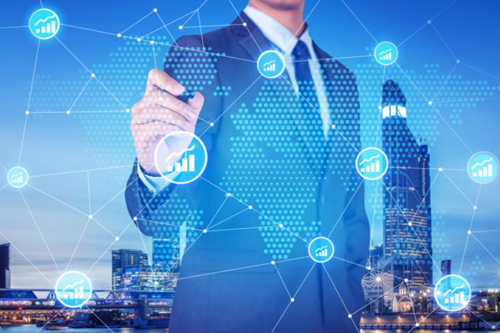 请说明期货与期权的联系与区别？期货与期权的主要区别与联系是什么