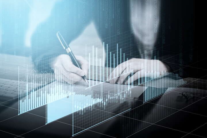 纳斯达克100指数还能投资吗，纳斯达克指数100现在处于高估