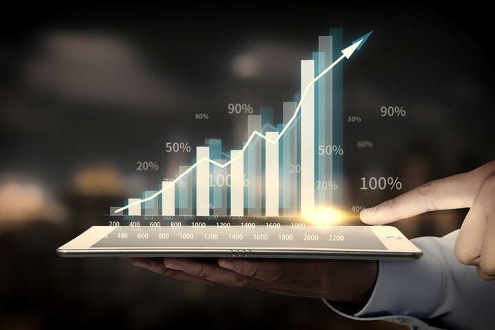 三大股指集体低开游戏板块表现(三大股指集体低开)