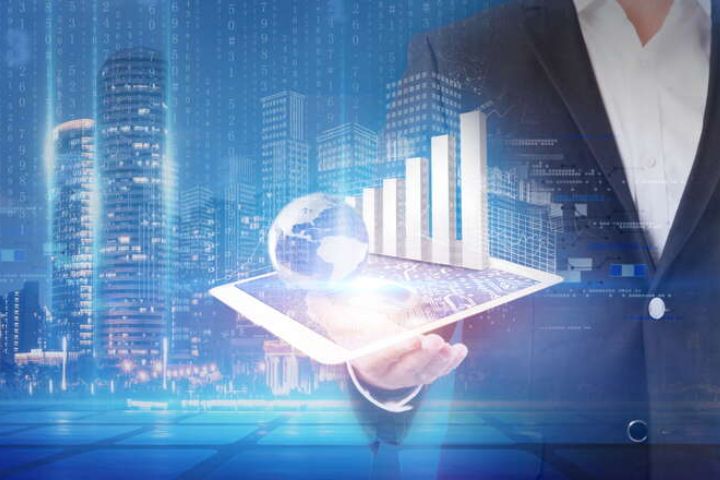 成都信用卡代办公司，求成都交通银行办信用卡的业务员电话是多少